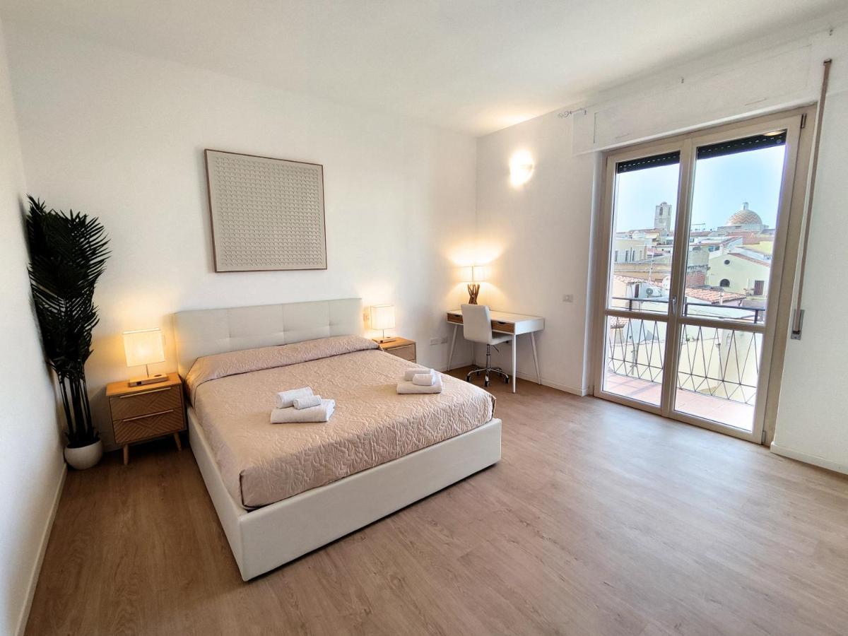 Attico Vespucci Luxury Penthouse Apartman Olbia Kültér fotó