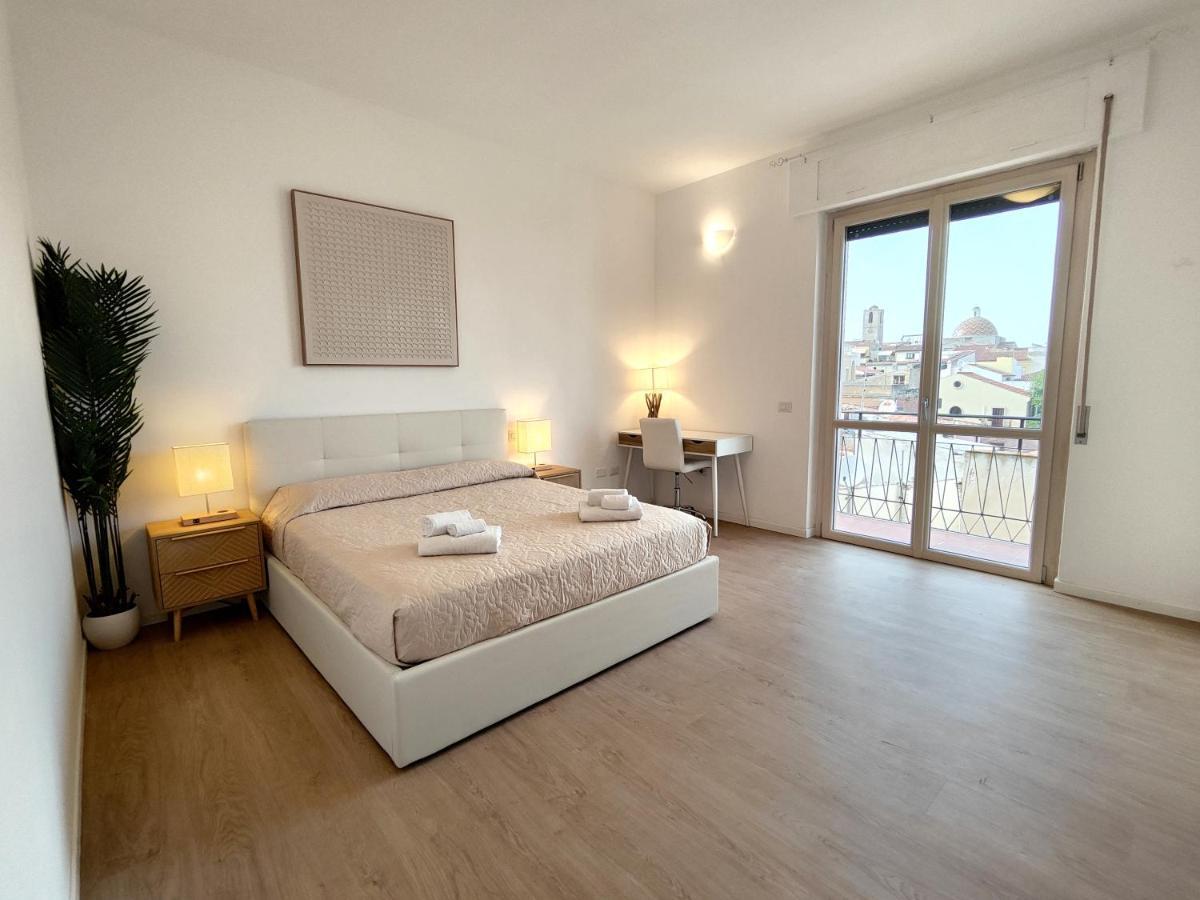 Attico Vespucci Luxury Penthouse Apartman Olbia Kültér fotó